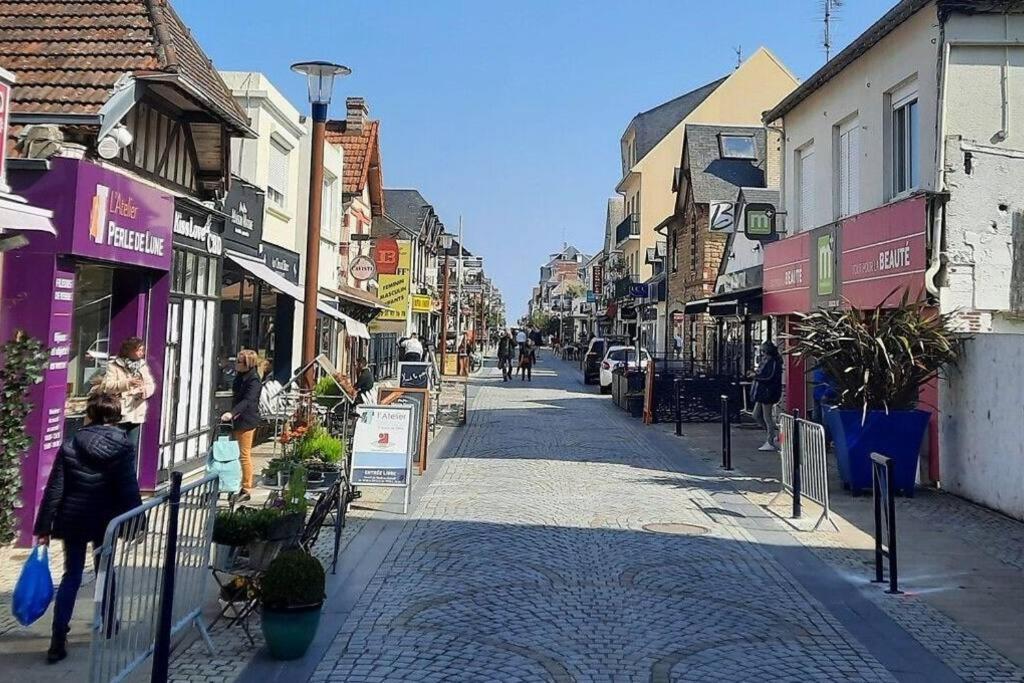 Appartement Ouistreham Proche Centre Et Plage Exterior foto